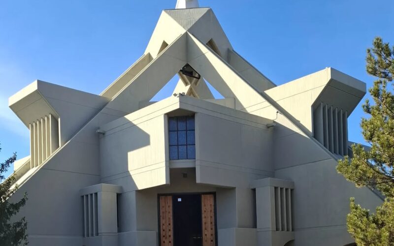 Sefir Bi Lebnen, Ehden and Bnachii Christmas by the Lake