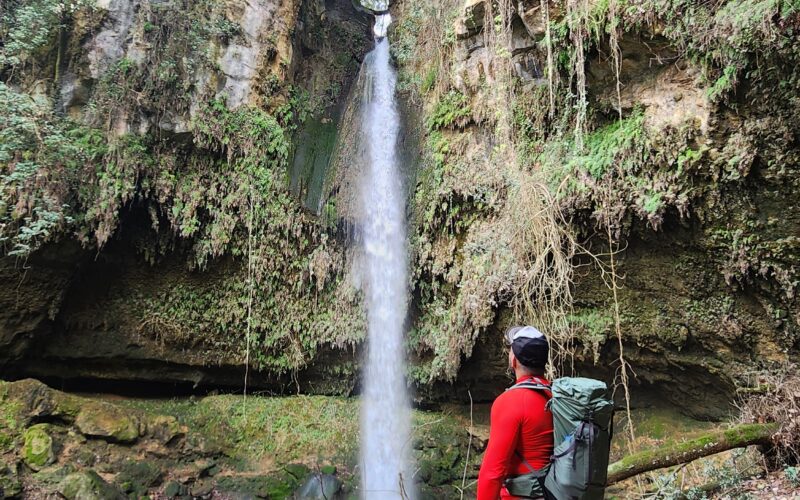 Ras El Metn Waterfall Hiking