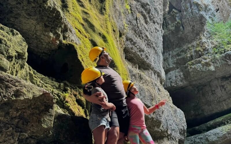 Adrenaline Day! Hiking, Rappel 70m and Caving in one Day