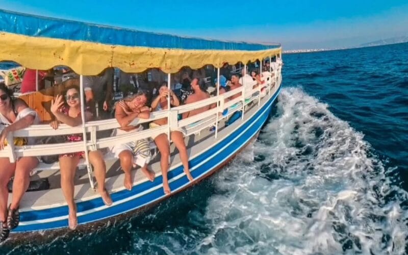 Boat roundtrip to the Palms Rabbits Island (Tripoli)