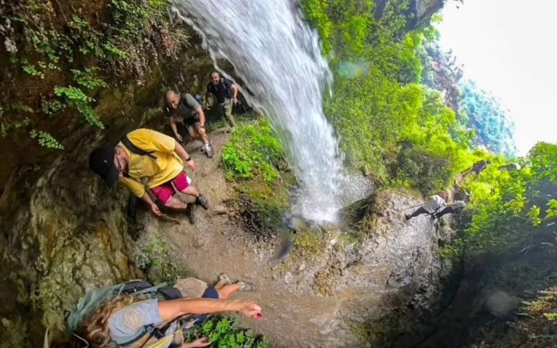 Bqaatouta Baskinta Hike (Amazon Trail)