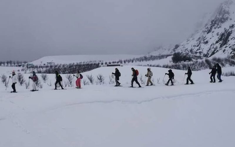 Laklouk lakes snowshoeing – Sunday